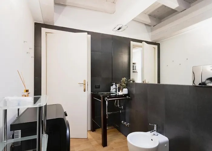 Easylife - - Garofalo 5 - Citta Studi *