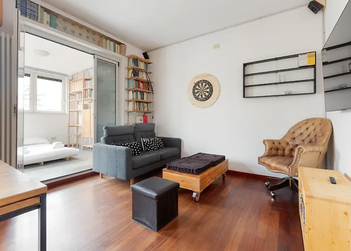 Apartman Guesthost - With Huge Terrace- Calvairate District