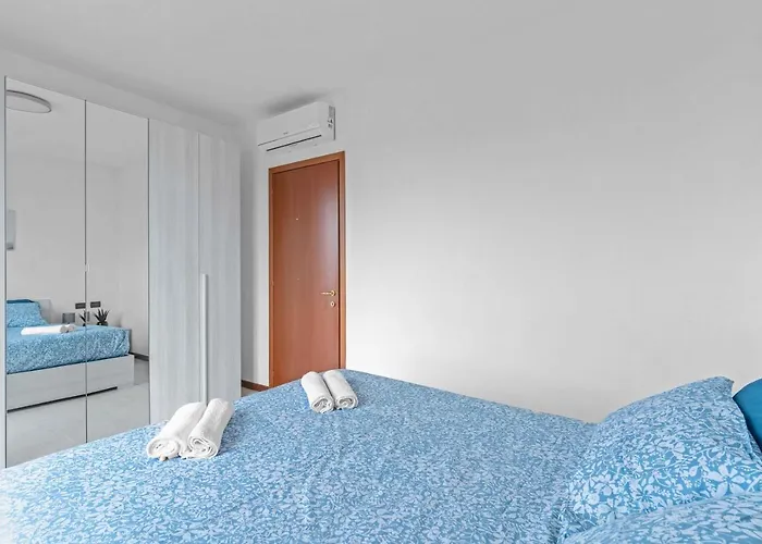 Apartman Ar 73 Loreto 2 Minutes From The Metro Milánó