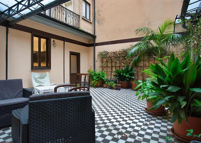 Joivy Wonderful Apt Next To Sforzesco Castle Apartment