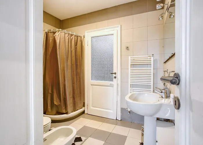 Apartment Joivy Wonderful Apt Next To Sforzesco Castle