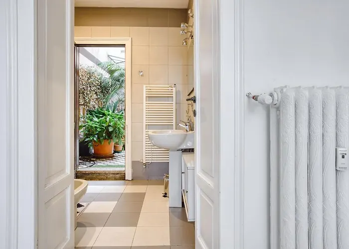 Lägenhet Joivy Wonderful Apt Next To Sforzesco Castle Milano