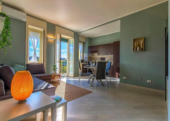 Appartement Charmy & Cozy Panoramic Flat 50m From M4 Stop