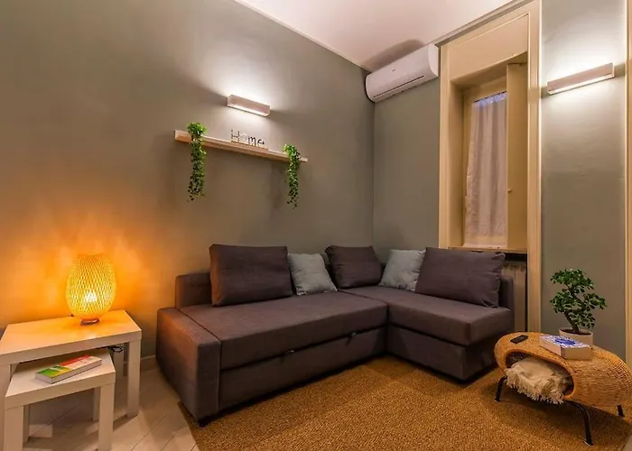 Charmy & Cozy Panoramic Flat 50m From M4 Stop Apartmán *