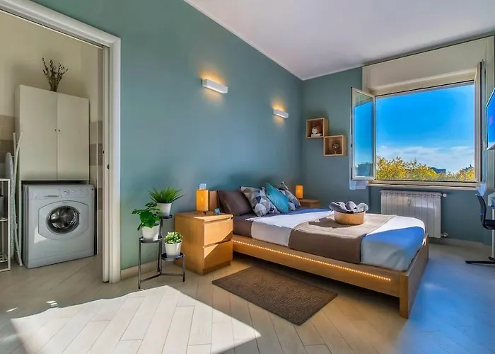 Charmy & Cozy Panoramic Flat 50m From M4 Stop Apartment *
