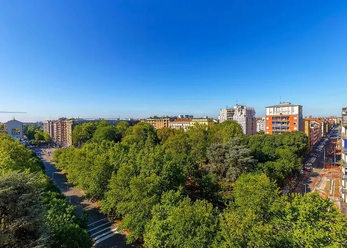 Sunny & Updated Flat With Panoramic View 50m From M4 Stop Appartamento