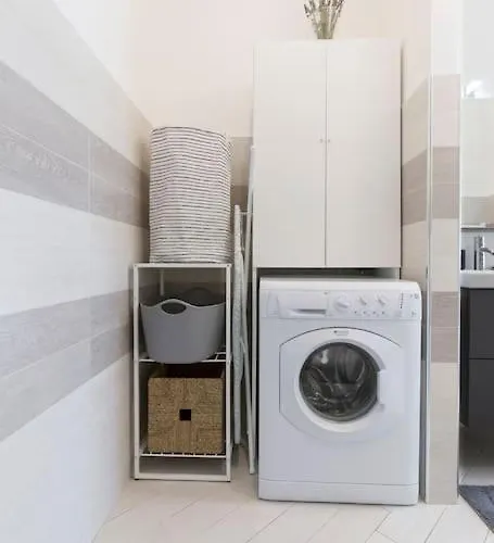 Charmy & Cozy Panoramic Flat 50m From M4 Stop Apartment Milan