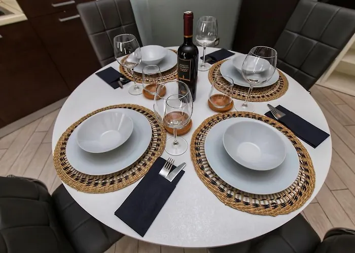 Apartmán Charmy & Cozy Panoramic Flat 50m From M4 Stop Milán
