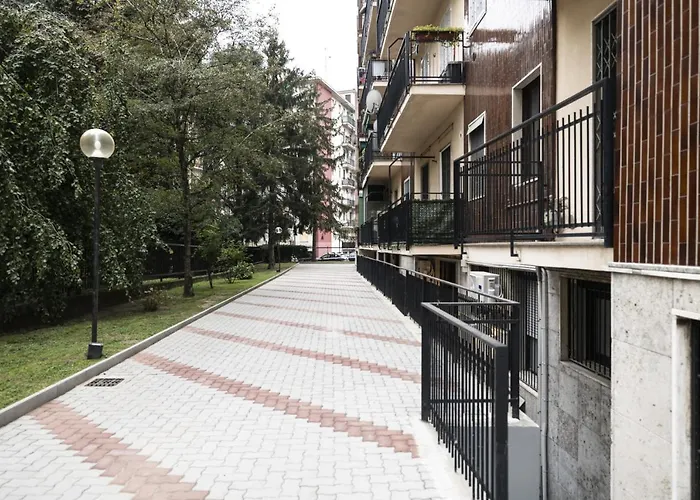 Easylife - Tranquillo Vicino Prada Appartamento Milano