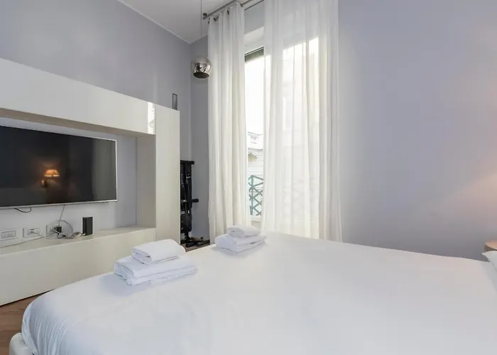 Ihost Luxury Center - Bellini 4 * ميلان