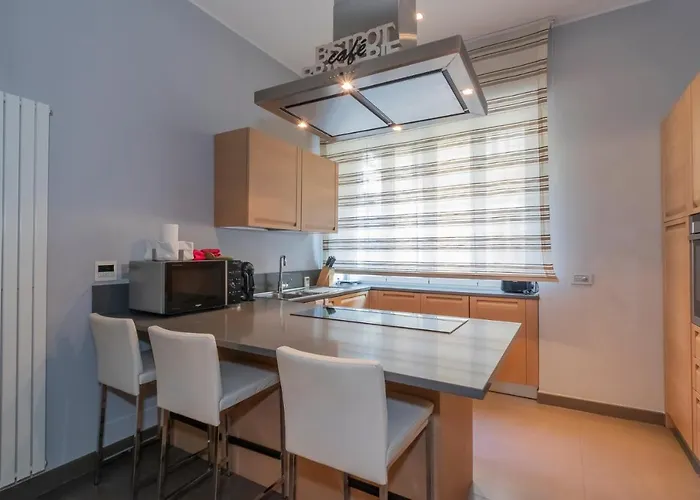 Ihost Luxury Center - Bellini 4 Hotel