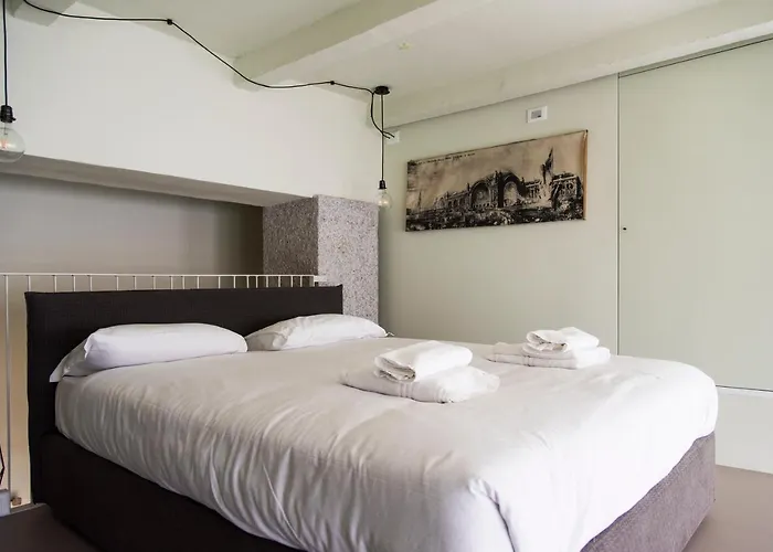 Youhosty - Lambro12 *