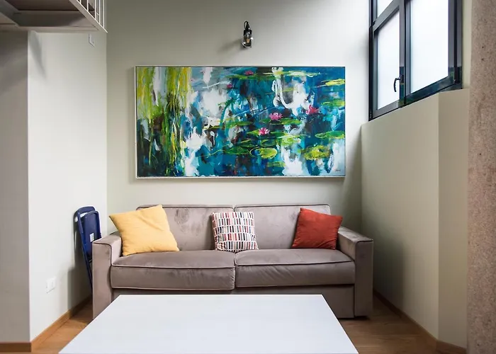 Youhosty - Lambro12 Milão