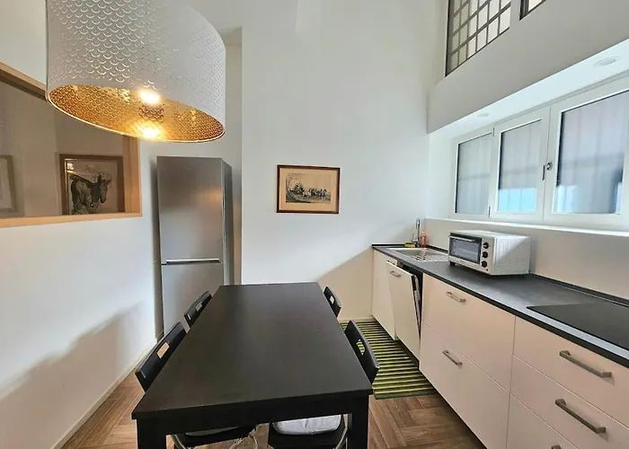 Grazioso Bilocale Ristrutturato Vicino Stazione/metro Appartamento Milano