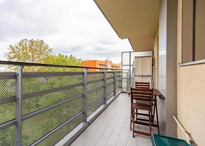 Accogliente Con Terrazzo E Vista Διαμέρισμα