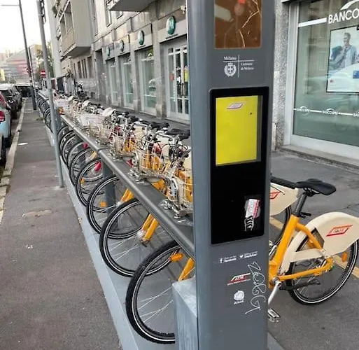 شقة Luxury 1 Bedroom Apartment, Close To San Siro, Fiera And 10 Min Metro To Duomo ميلان