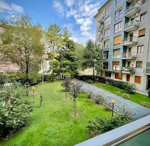 Luxury 1 Bedroom Apartment, Close To San Siro, Fiera And 10 Min Metro To Duomo Apartment Mailand