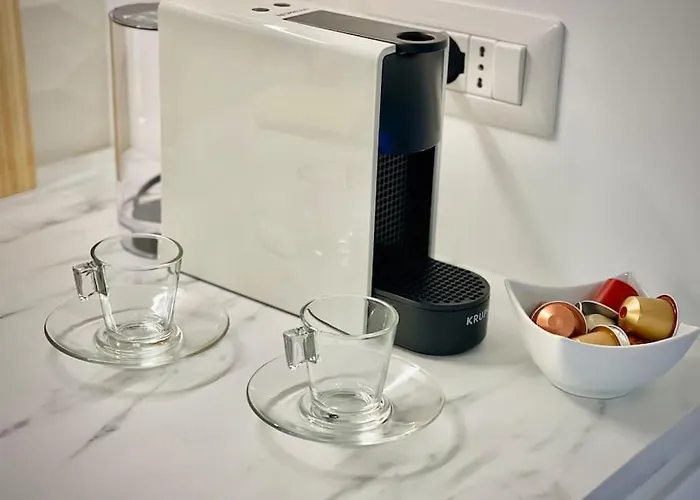 Luxury 1 Bedroom Apartment, Close To San Siro, Fiera And 10 Min Metro To Duomo شقة ميلان