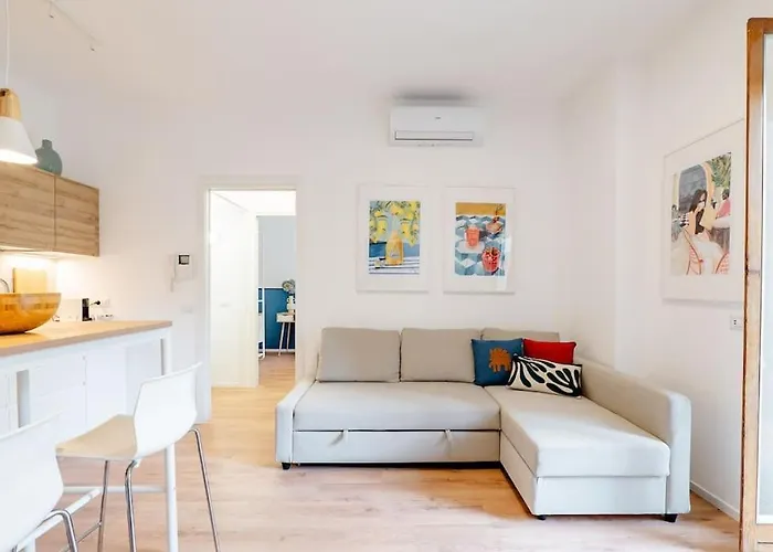 Luxury 1 Bedroom Apartment, Close To San Siro, Fiera And 10 Min Metro To Duomo * ميلان