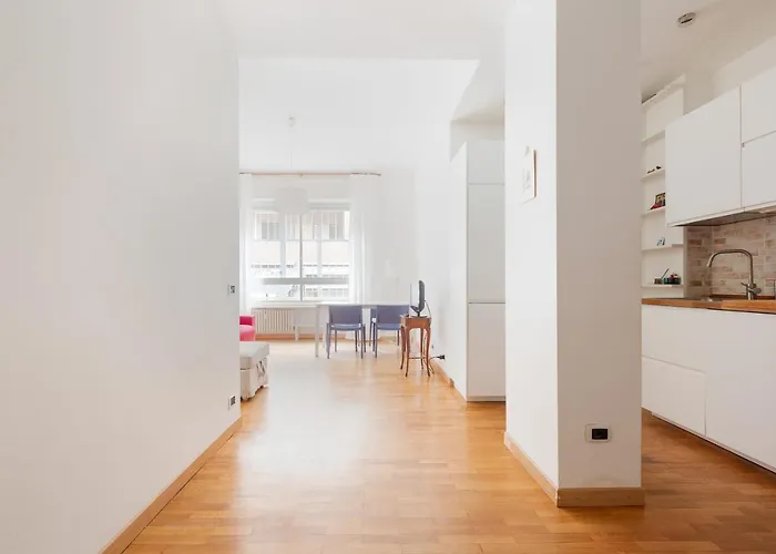 Guesthost - Buonarroti Bright 아파트 밀라노