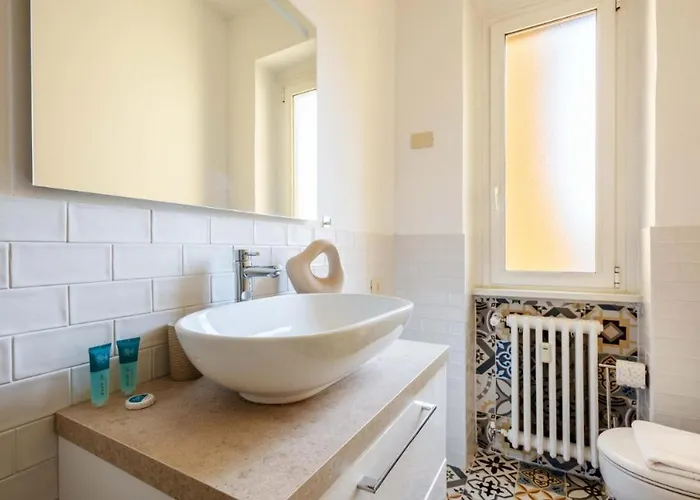 Cozy Near To Fashion District Lägenhet Milano