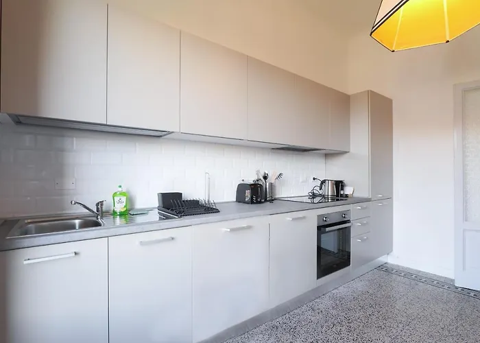 Daire Adelaide Elegant *