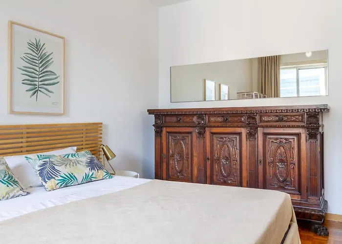 Palazzo Lombardia - Station - Bighome Milan