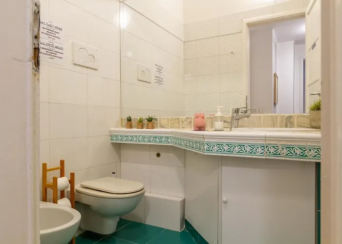 Centralstation - Via Lazzaroni * 米兰