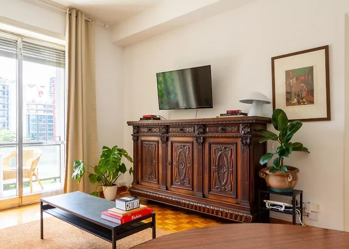 Palazzo Lombardia - Station - Bighome Apartment Milan