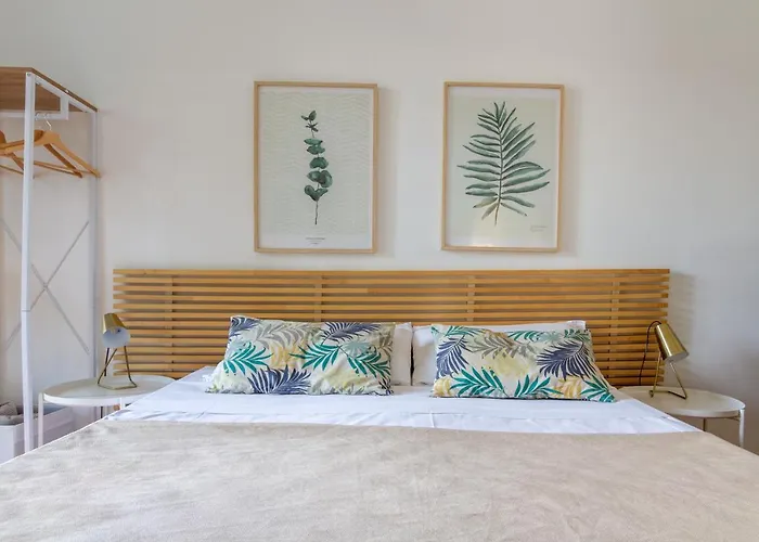 Palazzo Lombardia - Station - Bighome Apartment Milan