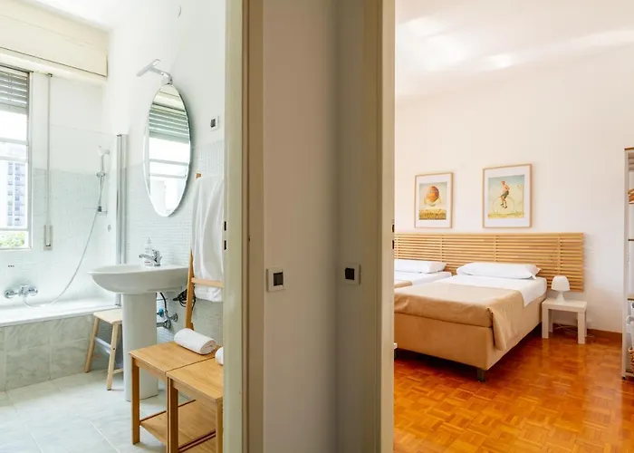 Palazzo Lombardia - Station - Bighome Apartment Milan