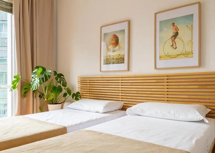 Palazzo Lombardia - Station - Bighome Apartment