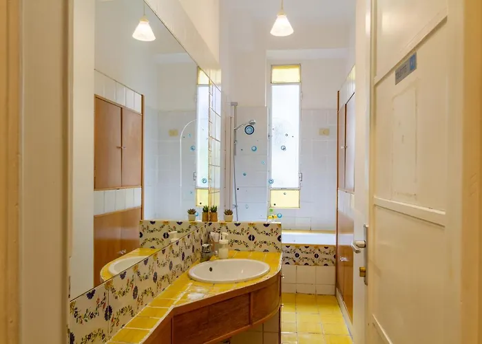 Centralstation - Via Lazzaroni 公寓 *