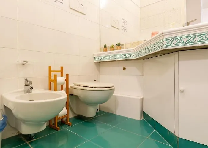 Centralstation - Via Lazzaroni