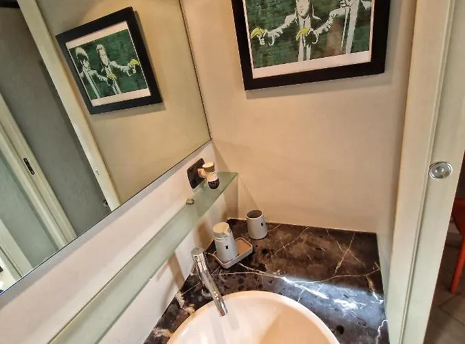 Loft Centro, 10 Min From Duomo Apartmán