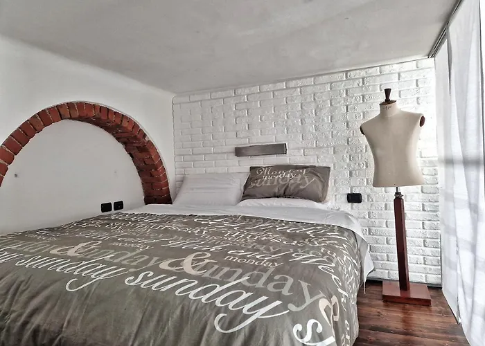Loft Centro, 10 Min From Duomo Apartmán