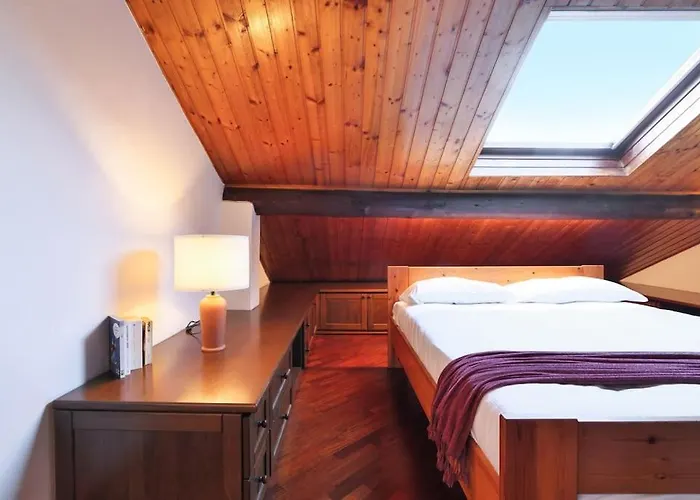 Contempora - With Terrace In Porta Venezia * Milánó