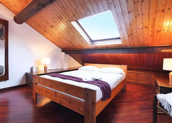 Contempora - With Terrace In Porta Venezia * Milánó