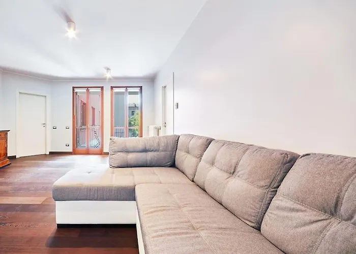 Large Navigli Appartamento *