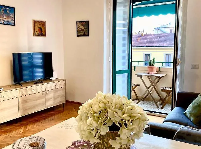 Apartament Daniela's Spazioso Ai Navigli Mediolan
