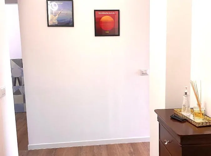 Daniela's Spazioso Ai Navigli Apartmán *