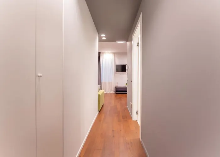 We - Broletto Boutique *