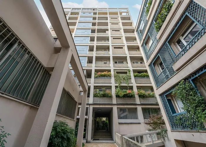 We - Broletto Boutique * Mailand