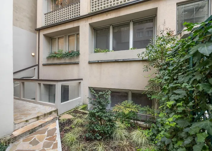 We - Broletto Boutique *