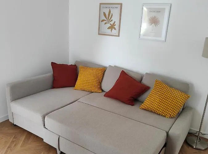 Elegante Bilocale A Con Balcone