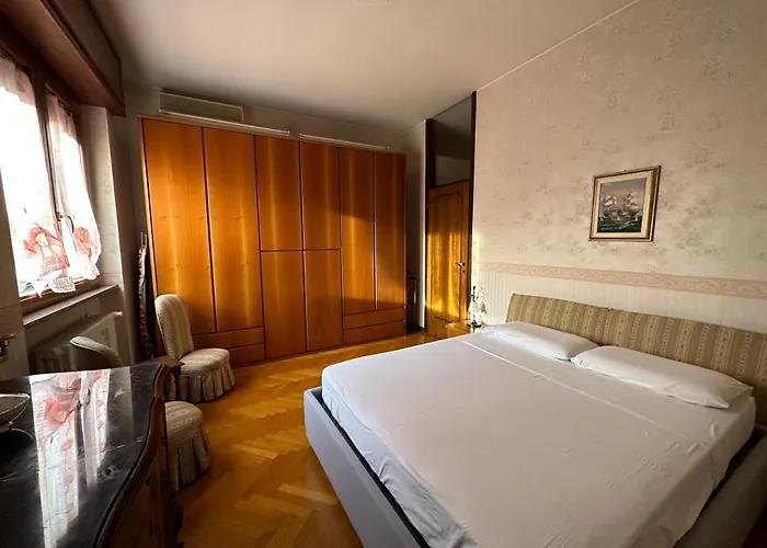 Apartmán Dehomes - Two Bedrooms, Terrace, Wi-fi, Tram To Centre & Rho Fiera *
