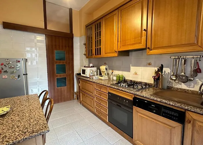 Dehomes - Two Bedrooms, Terrace, Wi-fi, Tram To Centre & Rho Fiera * Milán