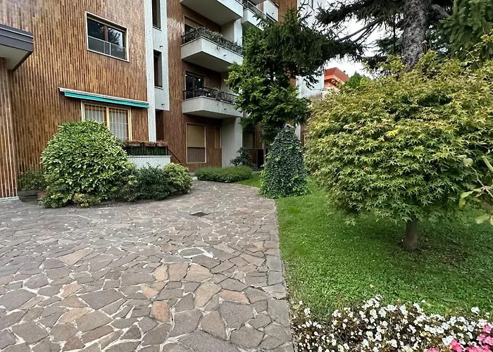 Dehomes - Two Bedrooms, Terrace, Wi-fi, Tram To Centre & Rho Fiera Apartmán Milán