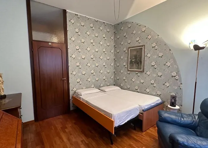 Dehomes - Two Bedrooms, Terrace, Wi-fi, Tram To Centre & Rho Fiera * Milán