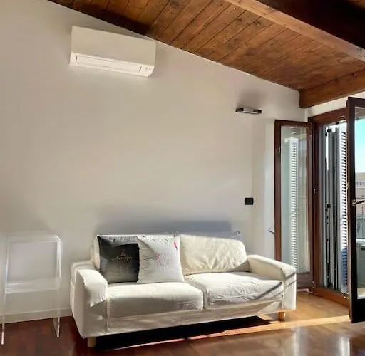 Porta Venezia-cozy *